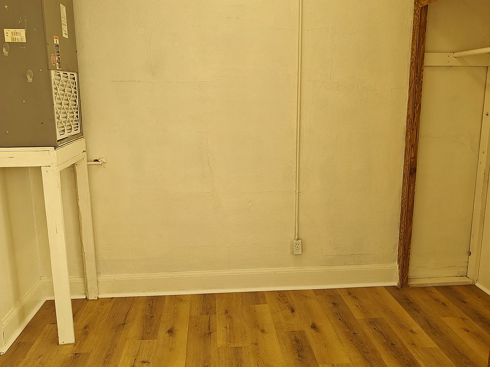 2nd image of 501 N Main St #13