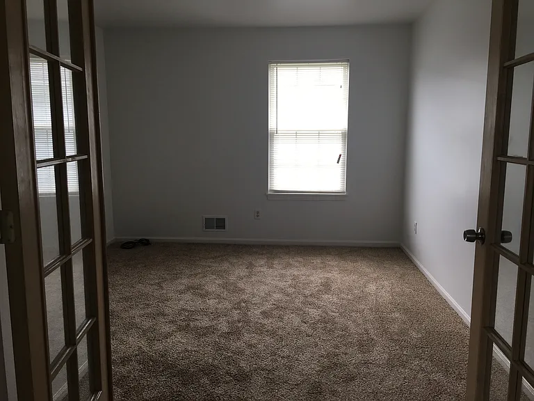27121 Antonio Dr — Photo 8