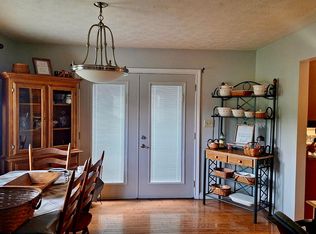 108 Berryman Rd, Frenchburg, KY 40322