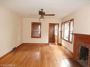 2nd image of 2660 Darrow Rd