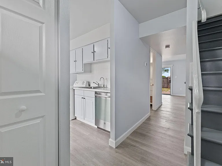 8145 Community Dr — Photo 4