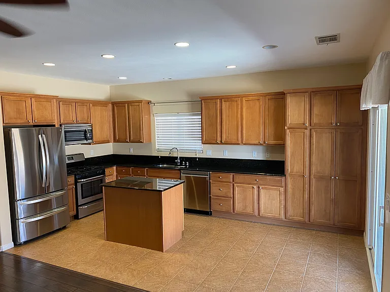 74107 Manana Dr — Photo 8