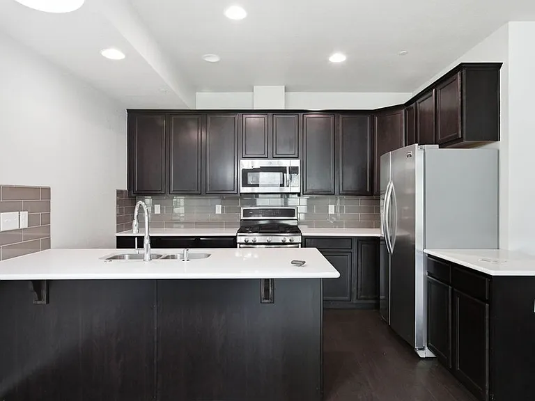 3848 Manhattan Ave #3 — Photo 4