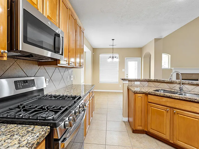 18714 Aquatic Dr — Photo 11
