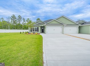 202 The Villas Way, Kingsland, GA 31548