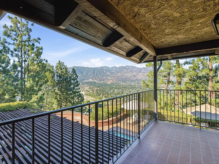 290 Saint Katherine La Canada — Photo 27