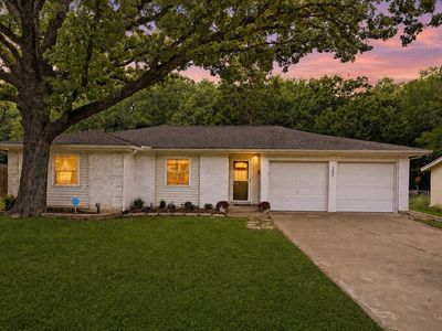 1407 Donley Dr, Euless, TX, 76039