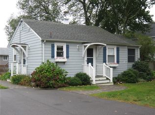 34 Maywood Rd, Narragansett, RI 02882