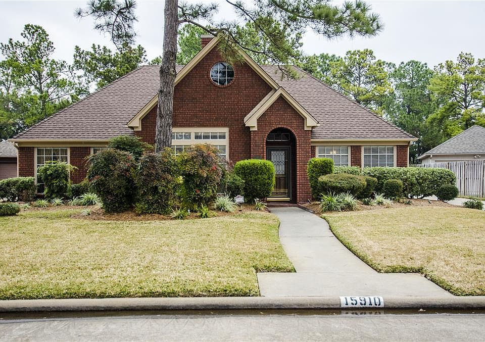 1st image of 15910 Knolls Lodge Dr