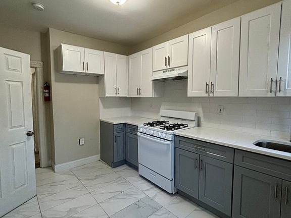 2nd image of 36 N 18th St Floor 2