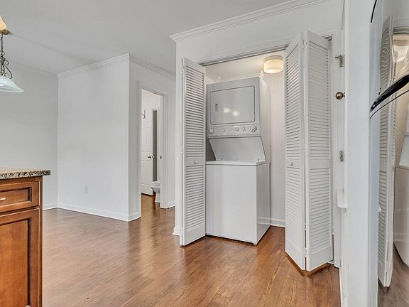 2nd image of 315 Plantation Ct