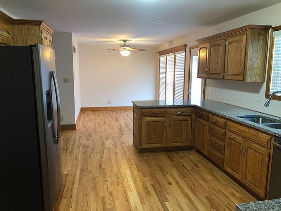 2nd image of 2306 Shenandoah Dr