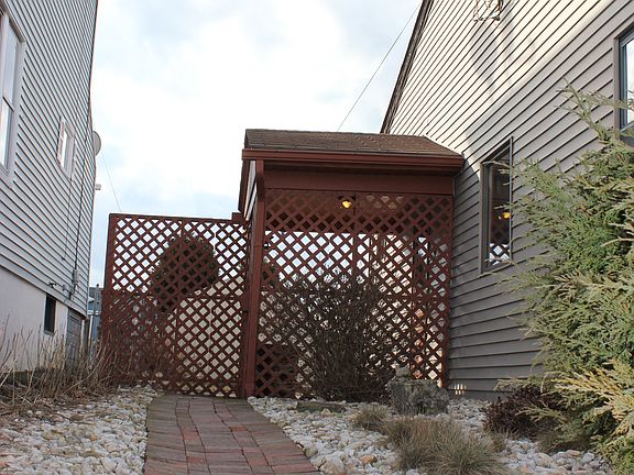 Walkway & Side Entrance