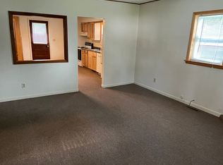 102 W Hamilton St, Energy, IL 62933