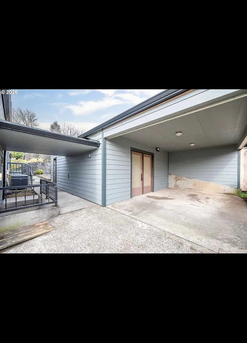 3 bed, 1456 sqft, $2,150 — Photo 2