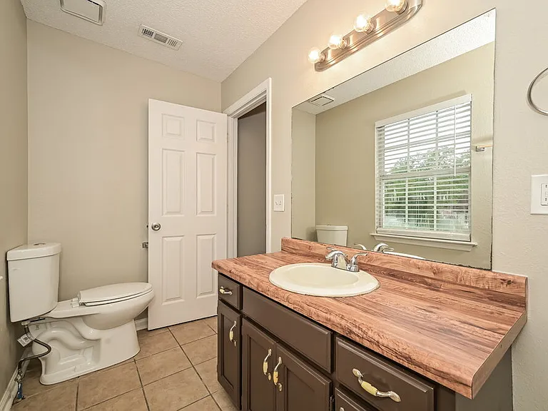 165 Bill Stewart Blvd — Photo 12
