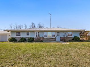 7047 Klahn Rd, Crestline, OH 44827