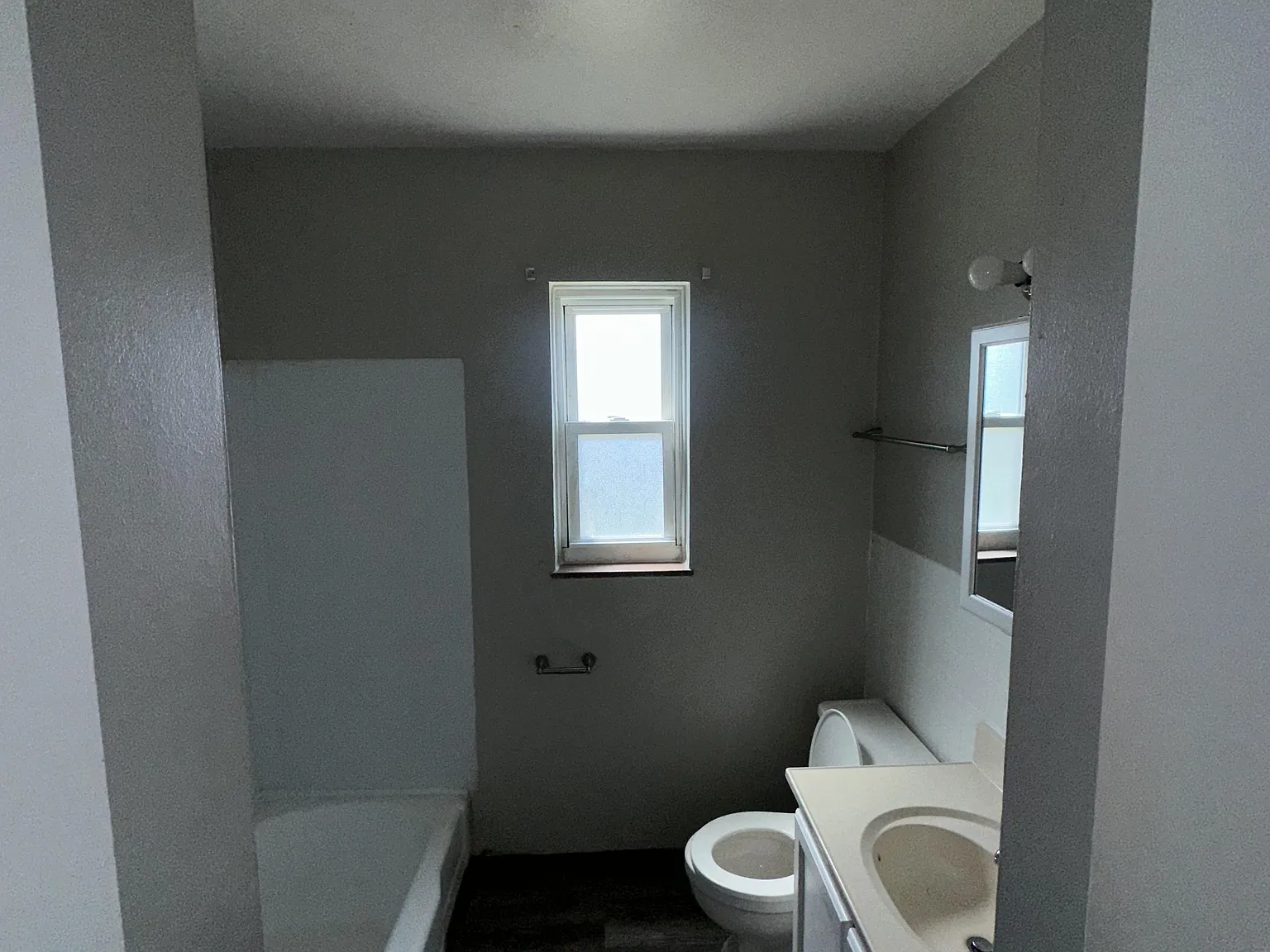 200 Solon Rd — Photo 4