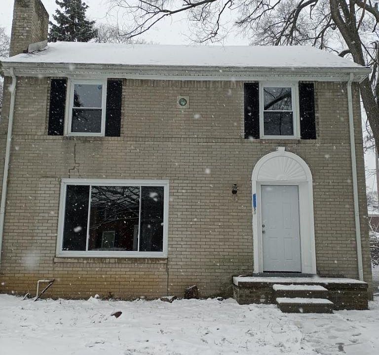 1st image of 17330 Plainview Ave