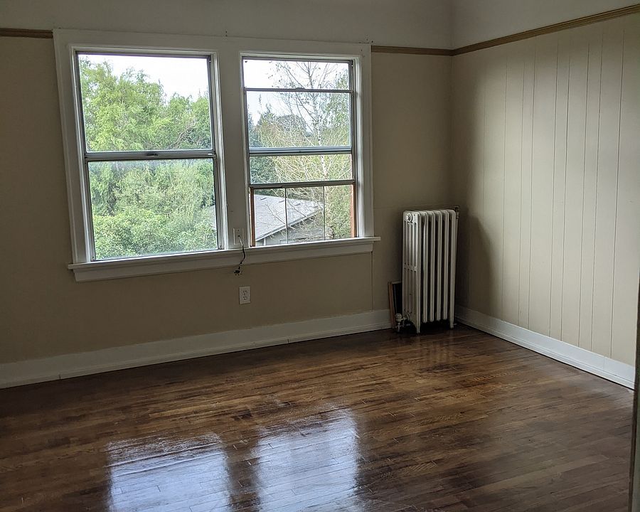 Private panoramic views from the great room