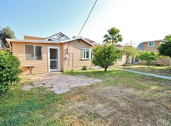 4th image of 5606 Welland Ave