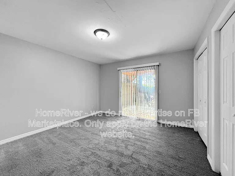 1854 Alberta Ct N — Photo 10