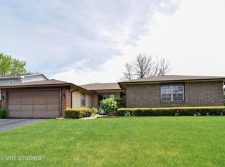 1566 Schirra Cir, Elk Grove Village, IL 60007