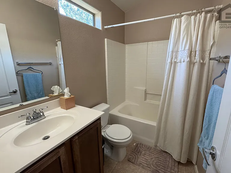 2727 N Price Rd #6 — Photo 17