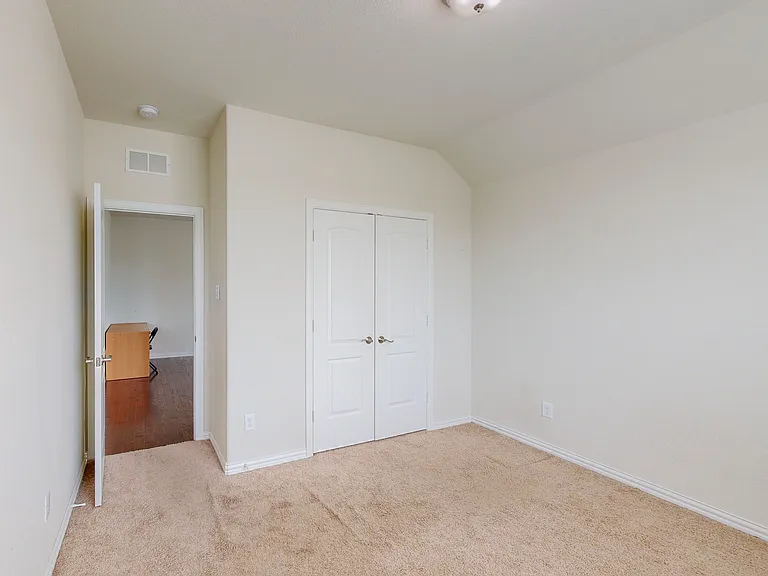 8100 Horseman Rd — Photo 21