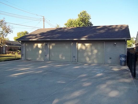 2nd image of 2242 Hoop Jr Ct
