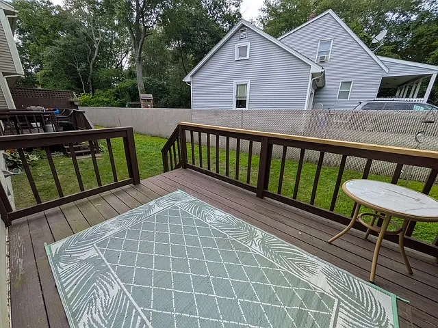 2 bed, 1.5 bath, 1100 sqft, $1,775 — Photo 2