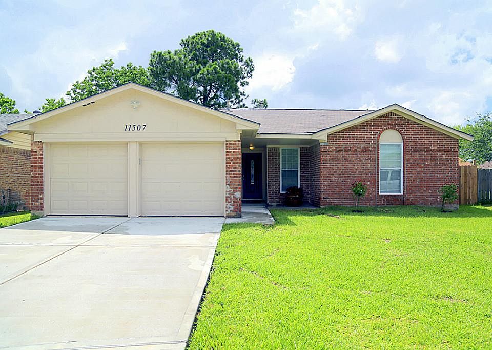 1st image of 11507 Waxwood Dr