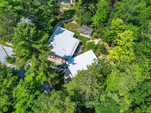 2nd image of 88 Brock Rd