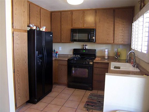 5th image of 8286 Palmada Dr