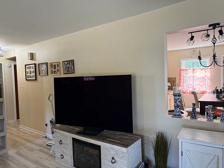 120 Lincoln Dr — Photo 6