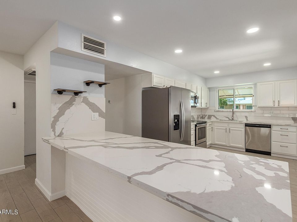 1st image of 11241 N COGGINS Drive