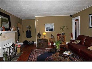 2nd image of 37 Bellflower Cir
