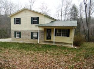 428 Locust Ln, Oneida, TN 37841