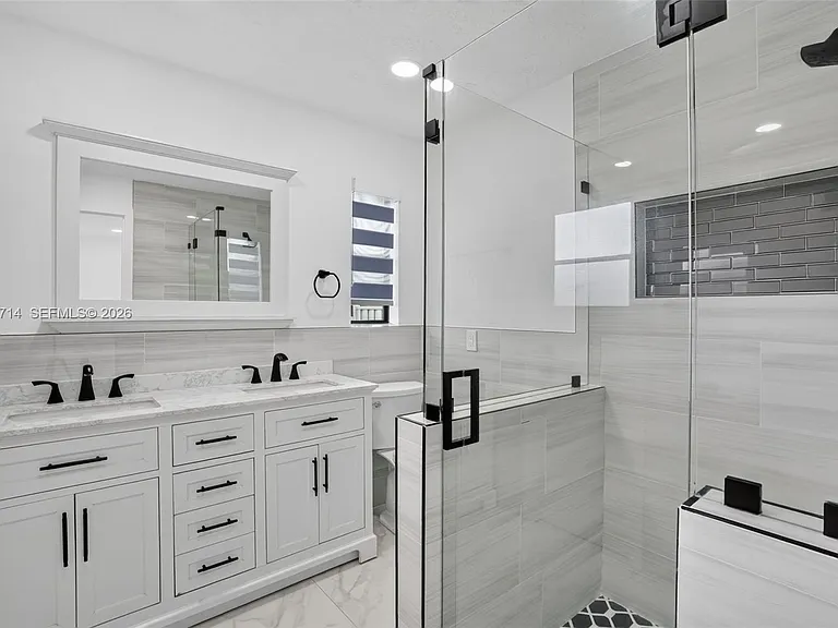 9531 NW 20th Pl — Photo 12