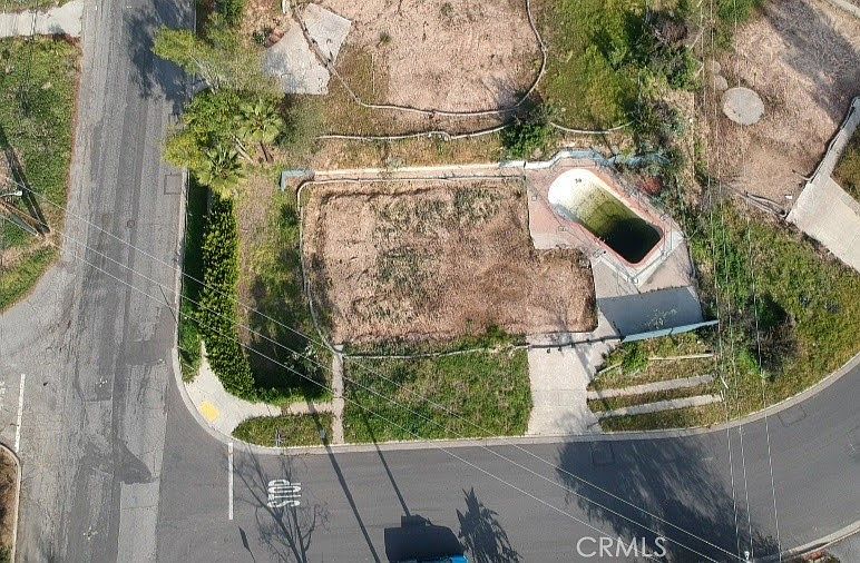 1st image of 236 E Loma Alta Dr