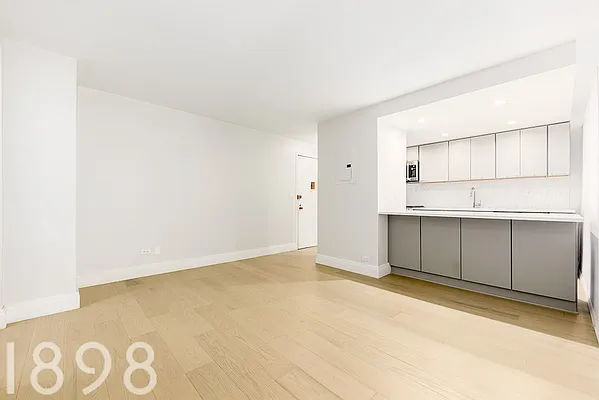 Rented by A&E Real Estate Management | media 18