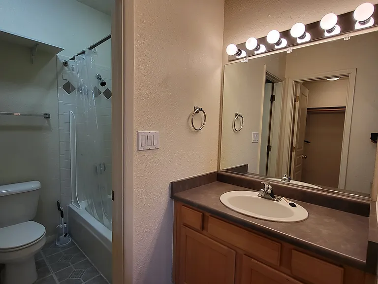 4211 Pitt St NE — Photo 19