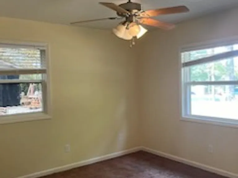 6227 Williamsburg Dr — Photo 3