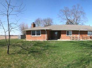 525 S Robinson St, Sheridan, IL 60551