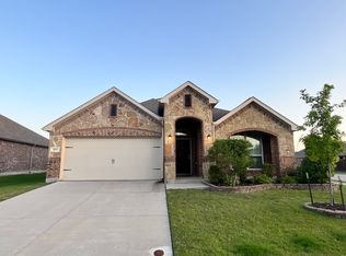 1211 Crossvine Dr, Anna, TX 75409