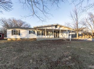 33 Civey Blvd, Bixby, MO 65439
