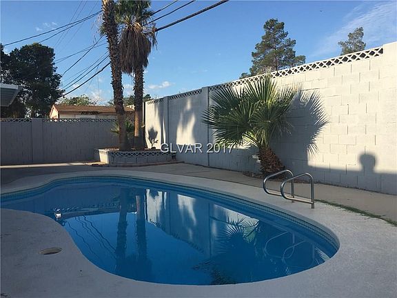 4th image of 2912 Black Forest Dr