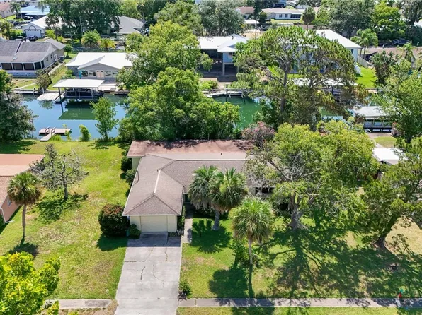 1209 SE Paradise Ave, Crystal River, FL 34429