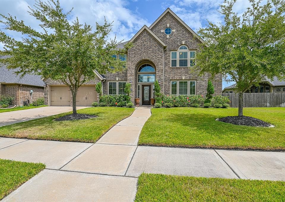 1st image of 2718 Park Oak Ct