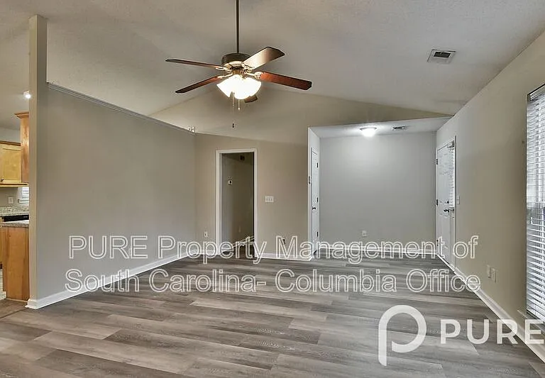 321 Downs Dr — Photo 19